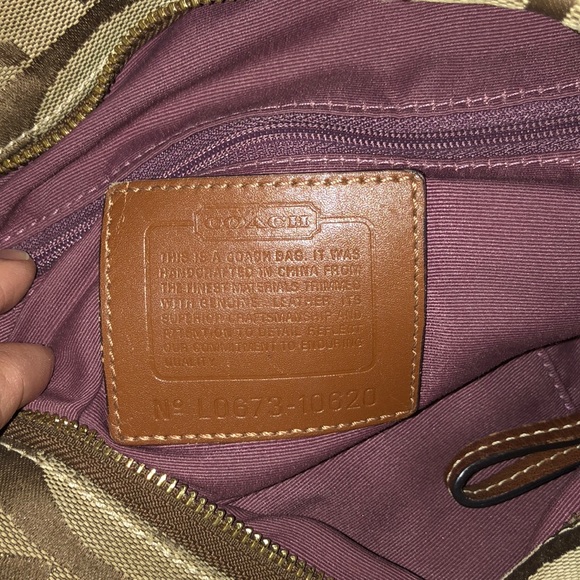 Coach purse - Picture 3 of 6